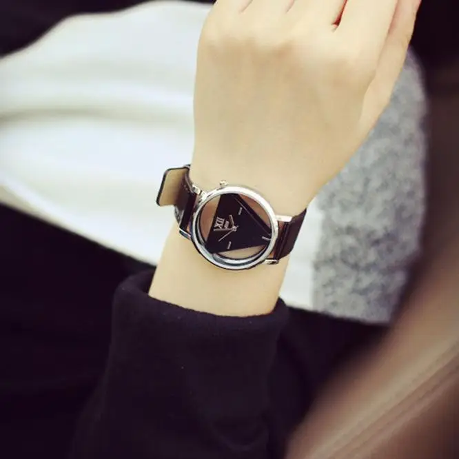 

Ladies Quartz Watch Fashion Casual Style Women's Watch Elegant and Exquisite Inner Dial Unique Design U*