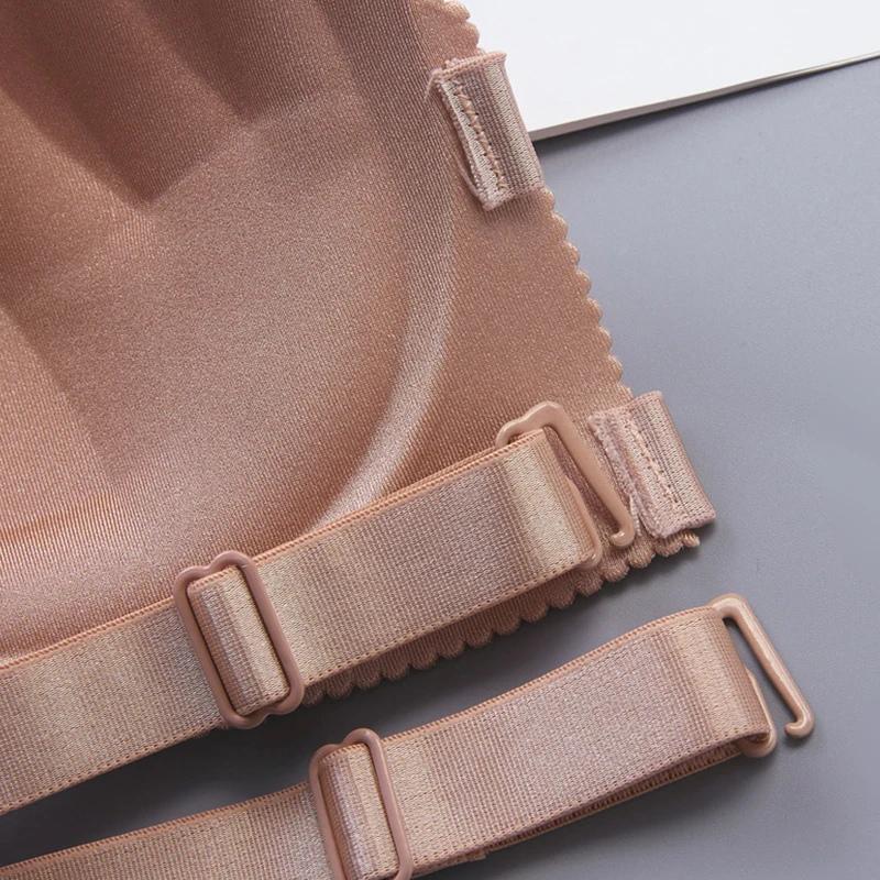 

Sexy Gathering Invisible Bras Push Up Strapless Lingerie for Women Breast Wrap Gathering Brassiere Padded Wedding Underwear