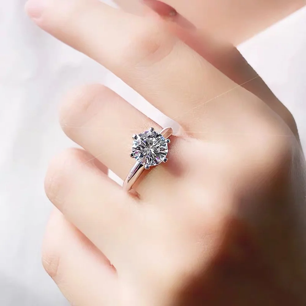 

Classic Carat Six Claw Diamond Fairy Ring 925 Sterling Silver Marriage Lovers Women Elegant Temperament Luxurious Fine Jewelry