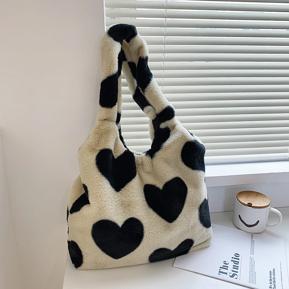 

Autumn Winter Plush Women Shoulder Underarm Bags Tote Casual Love Printing Handbags Female Fashion Large Capacity Shoulder Bags