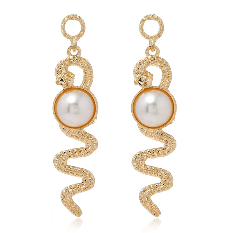

Snake-shaped pearl long hoop geometric earrings 2021 new fashion temperament trend metal European and American jewelry gifts