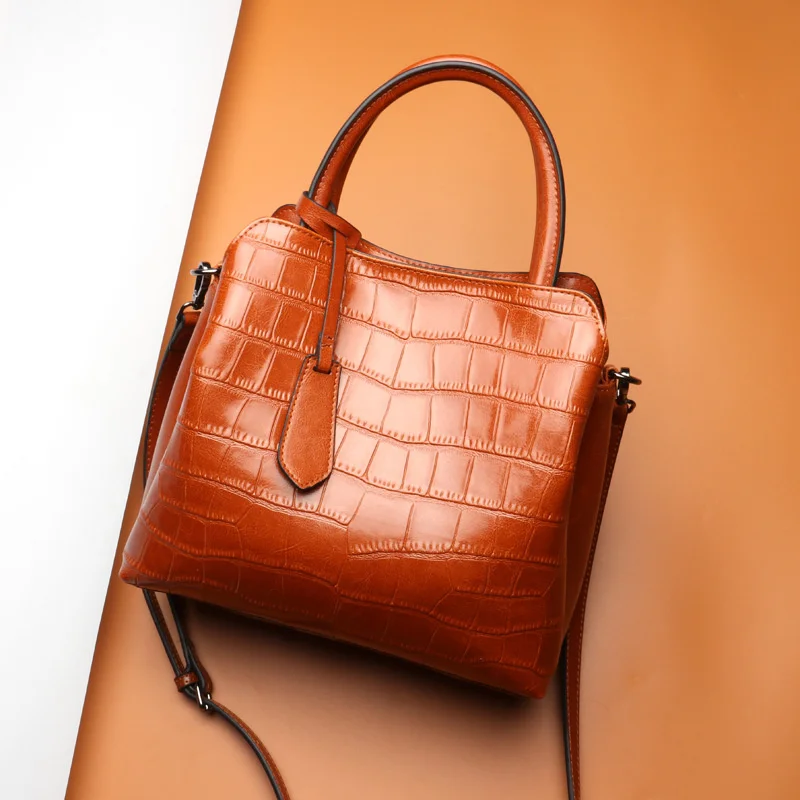 

Women's bag large capacity Tote Bag 2021 new handbag oil leather women's bag one shoulder messenger bag women's bag