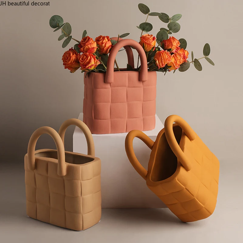 

Nordic Creative Handbag Vase Ceramic Dried Flower Flower Arrangement Decoration Crafts Decoration Living Room Accessories