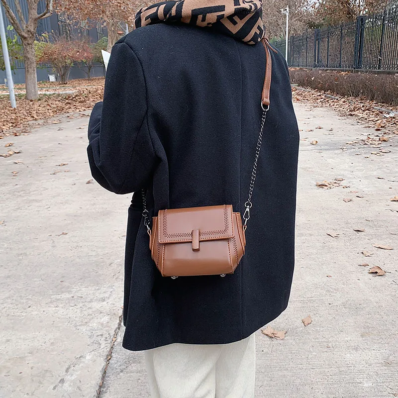 

Simple PU Leather Chains Crossbody Bags for Women 2021 High Quality Small Cross Body Brand Designer Shoulder Bag Luxury Handbags