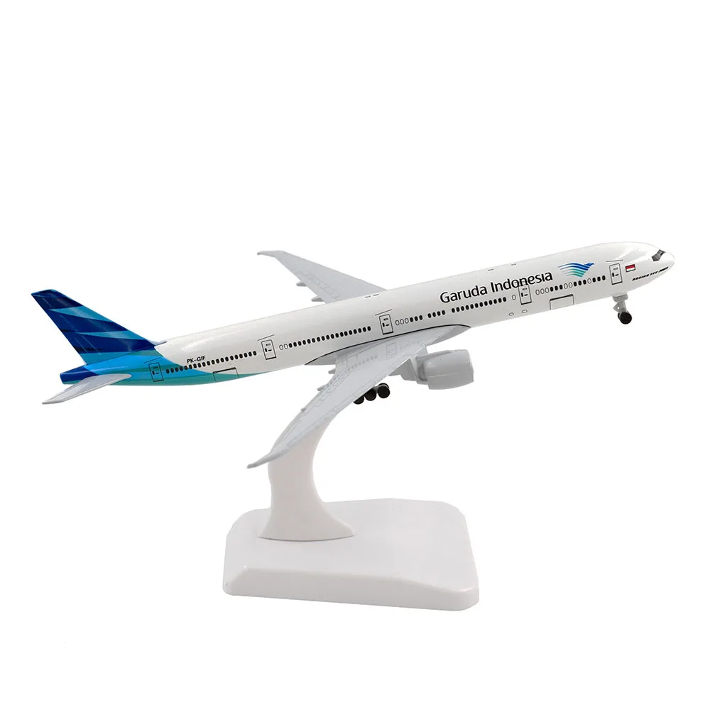 

20cm Aircraft Garuda Indonesia Boeing 777 with Landing Gear B777 Alloy Plane Model Cheap Toys Children Kids Gift for Collection