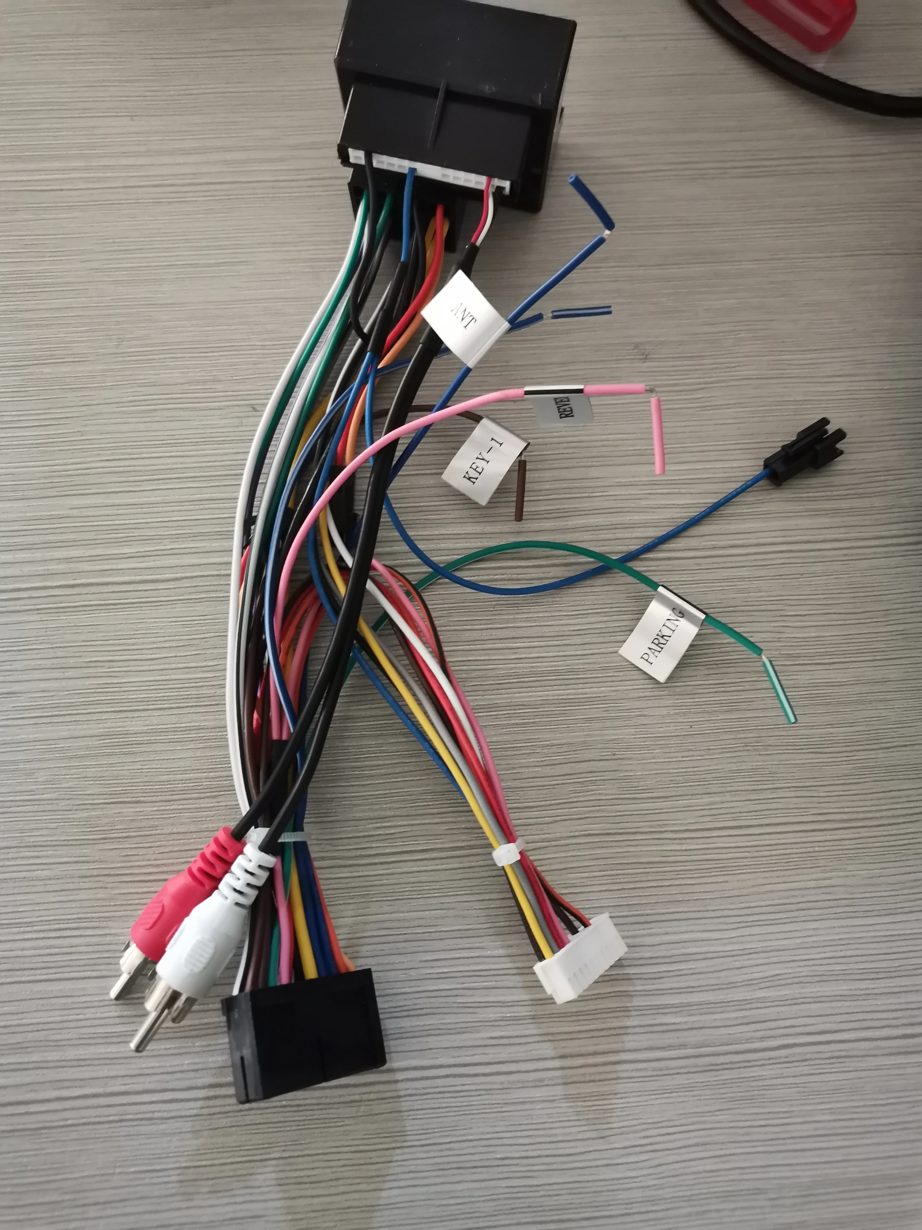 Штекер кабеля питания для автомобильного CD DVD-плеера ford кабель dvd-плеера Bosion 2din -