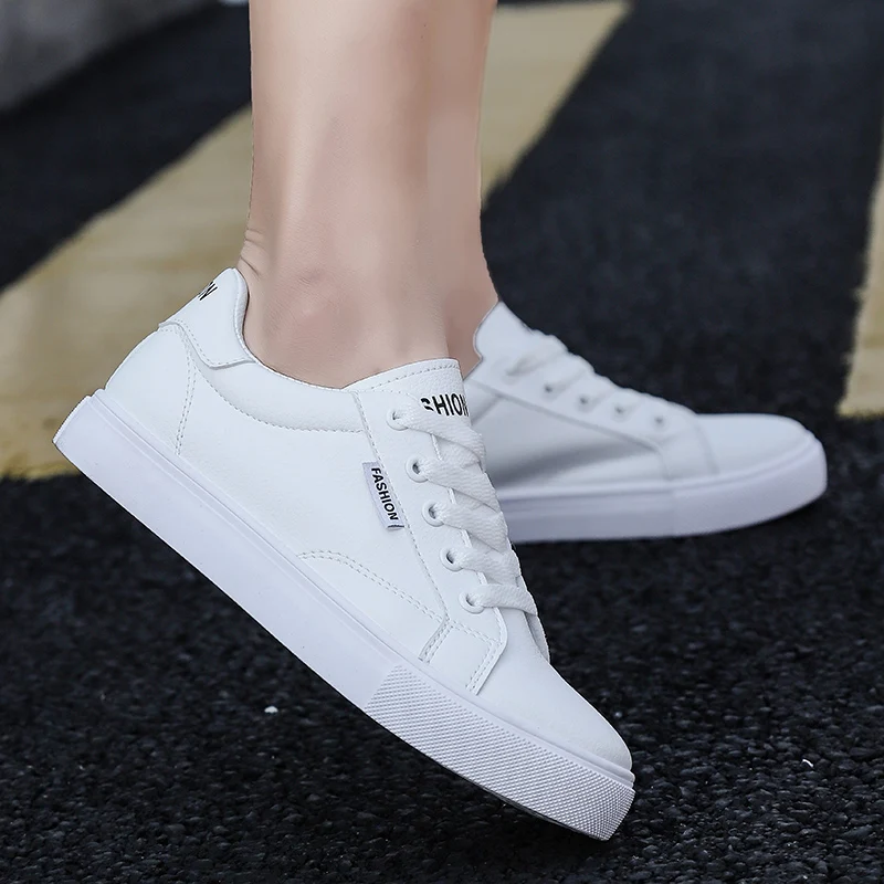 Лидер продаж весенняя женская обувь белые кроссовки дышащая мужская на плоской