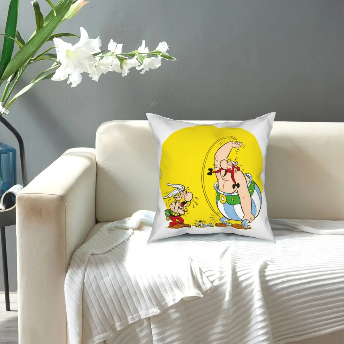Подушка для дома Asterix и Obelix декоративная с рисунком двусторонним гостиной | Дом