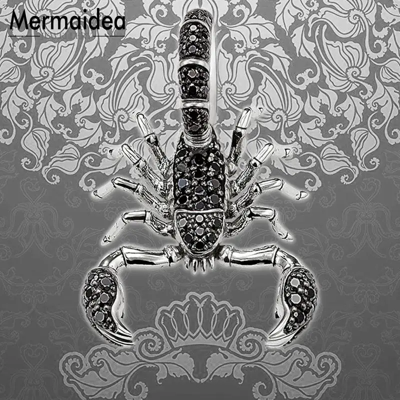 Кулон в виде скорпиона с черным фианитом модное ювелирное изделие посеребренное