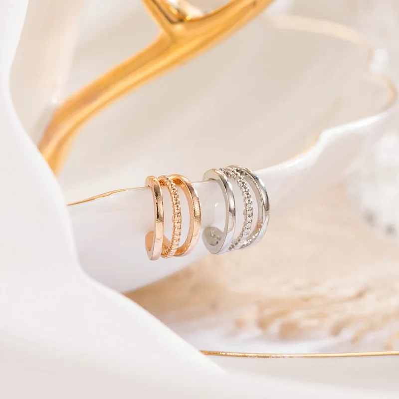 Простые золотые манжеты для ушей женщин серьга в виде клипсы без проколов