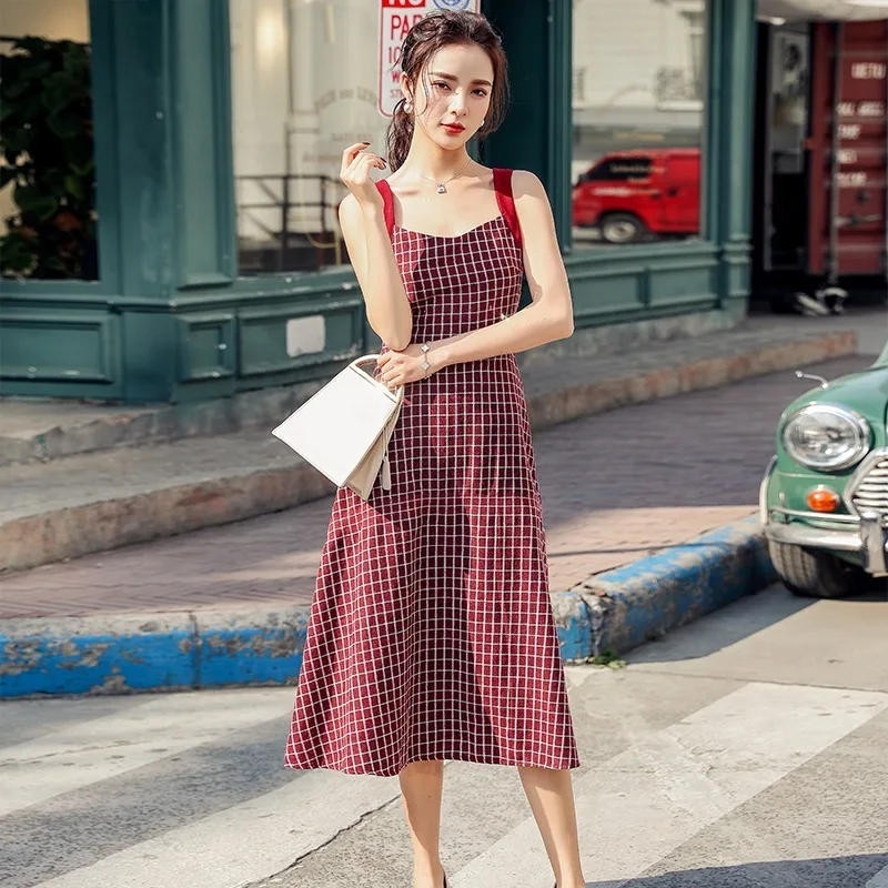 2021 стиль Новинка В стиле ретро Платье на бретелях красный плед платья