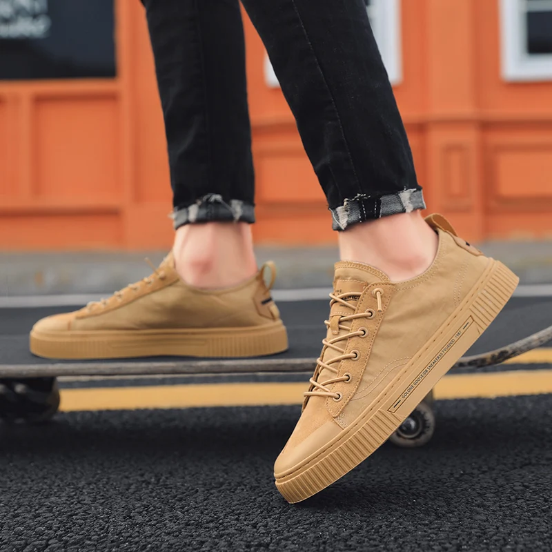 

Fashionable white Fashion Men hombre Sneaker solid casual mens sapatos knitting 2020 para canvas informales zapatos comfortable