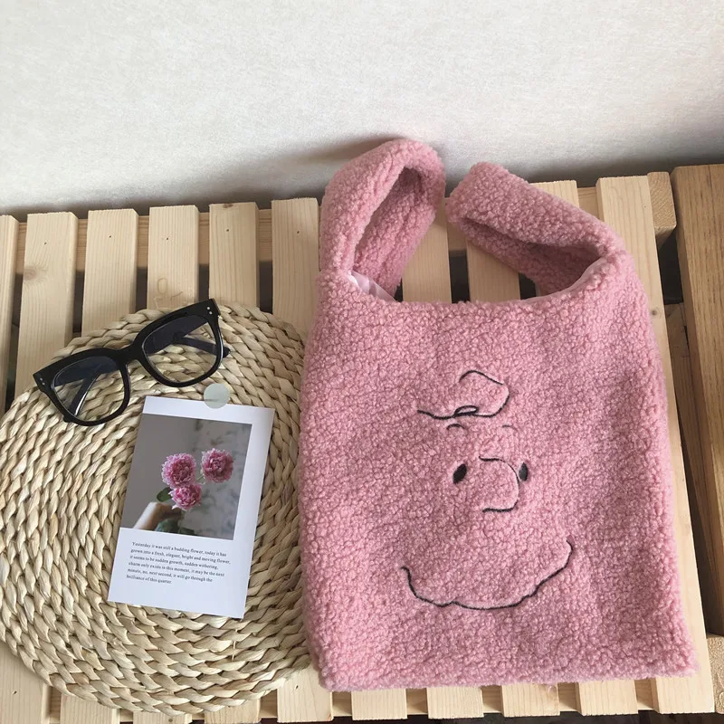 

Plush Winter Cartoon Handbags Cute Face Embroidery Hand Bag Women Solid Color Ladies Bag Tote 28*30cm Fashion Warm Small Bag