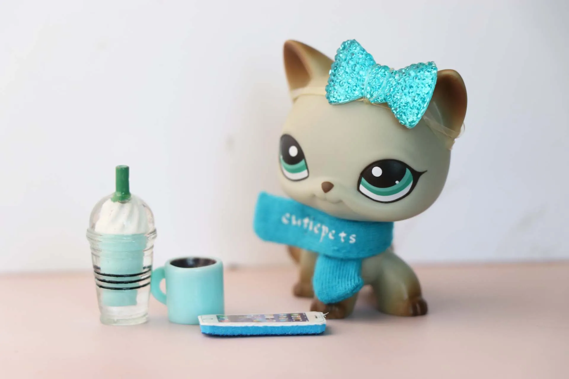 Pet Shop серый короткий воздушный Кот прозрачный магнит розовый #391 Коллекционная