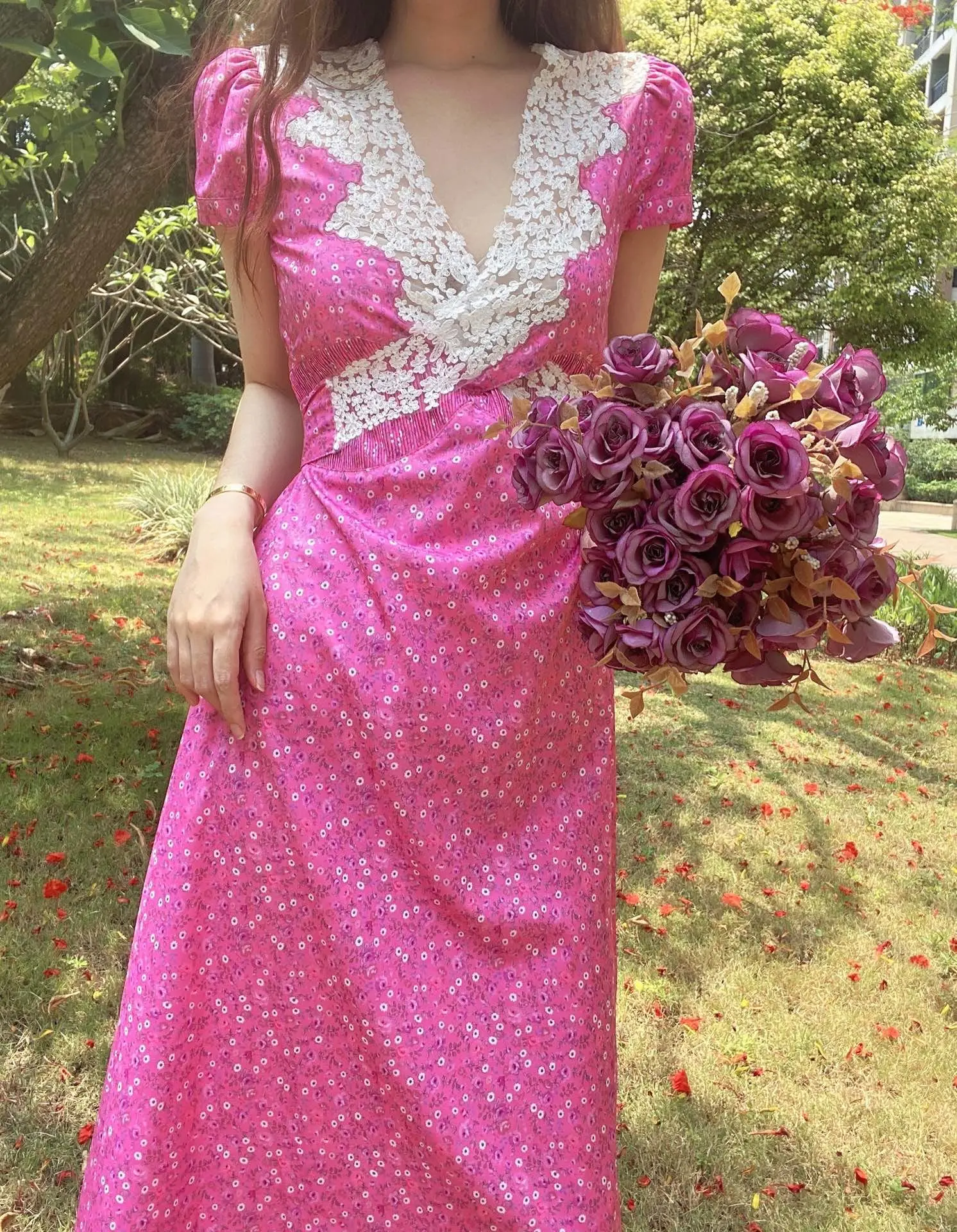 

Vintage dress kleider damen robe femme ete summer dresses big pink dress female embroidery edge broken beautiful dress