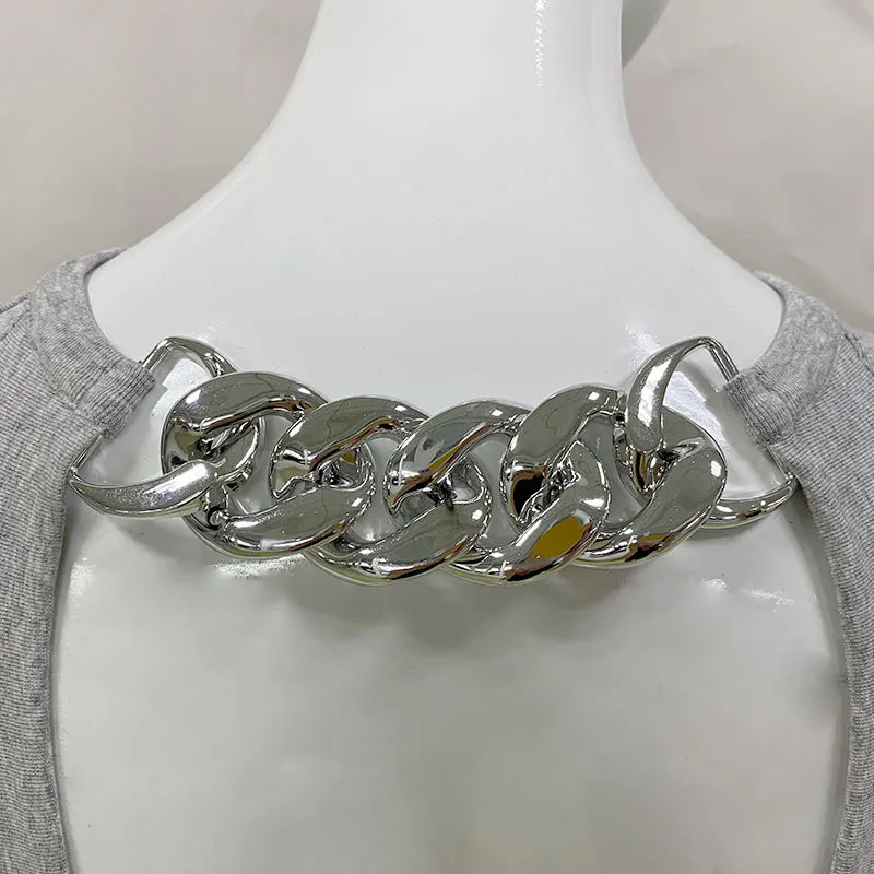 

Spring, summer, the new round collar blouse cross-border backless chain sport long-sleeved T-shirt girl