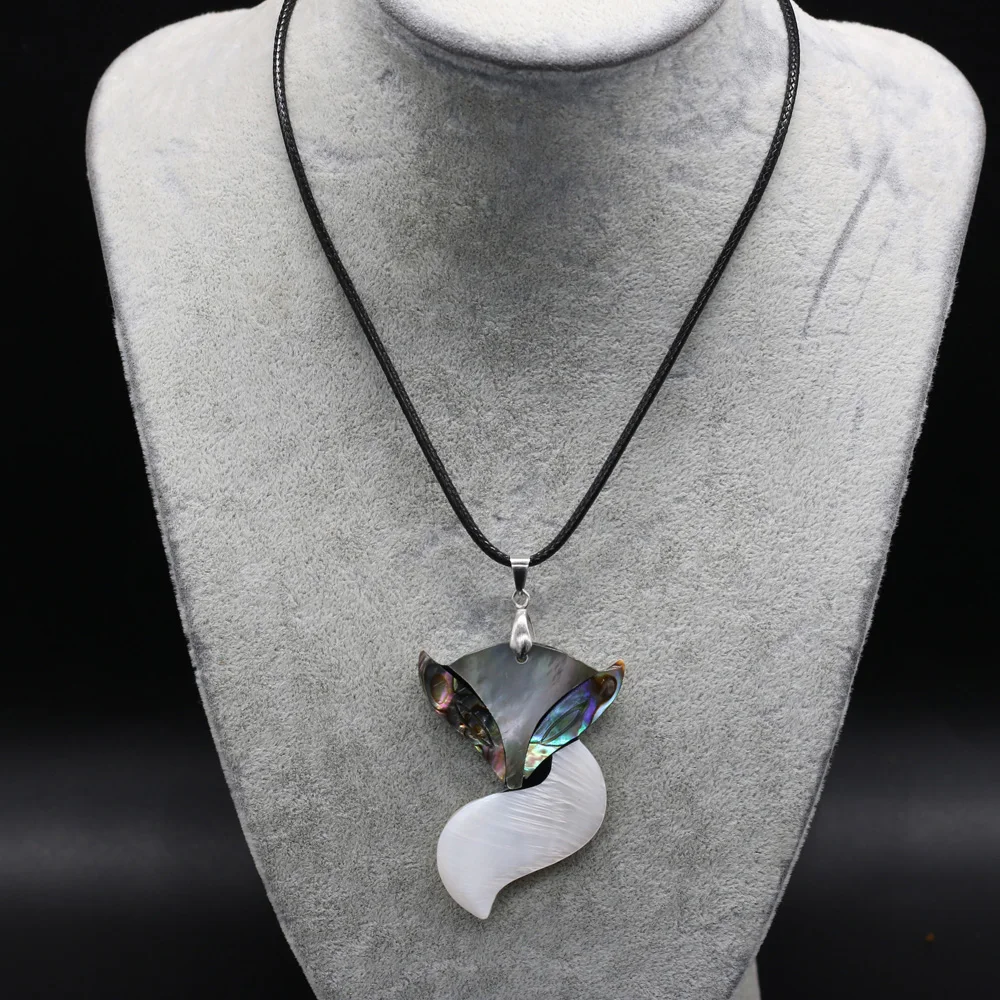 

Wholesale 1PC Natural Abalone Shell Charms Lucky Fox Animal Necklace Jewelry for Women Fashion Seashell Pendant Necklaces