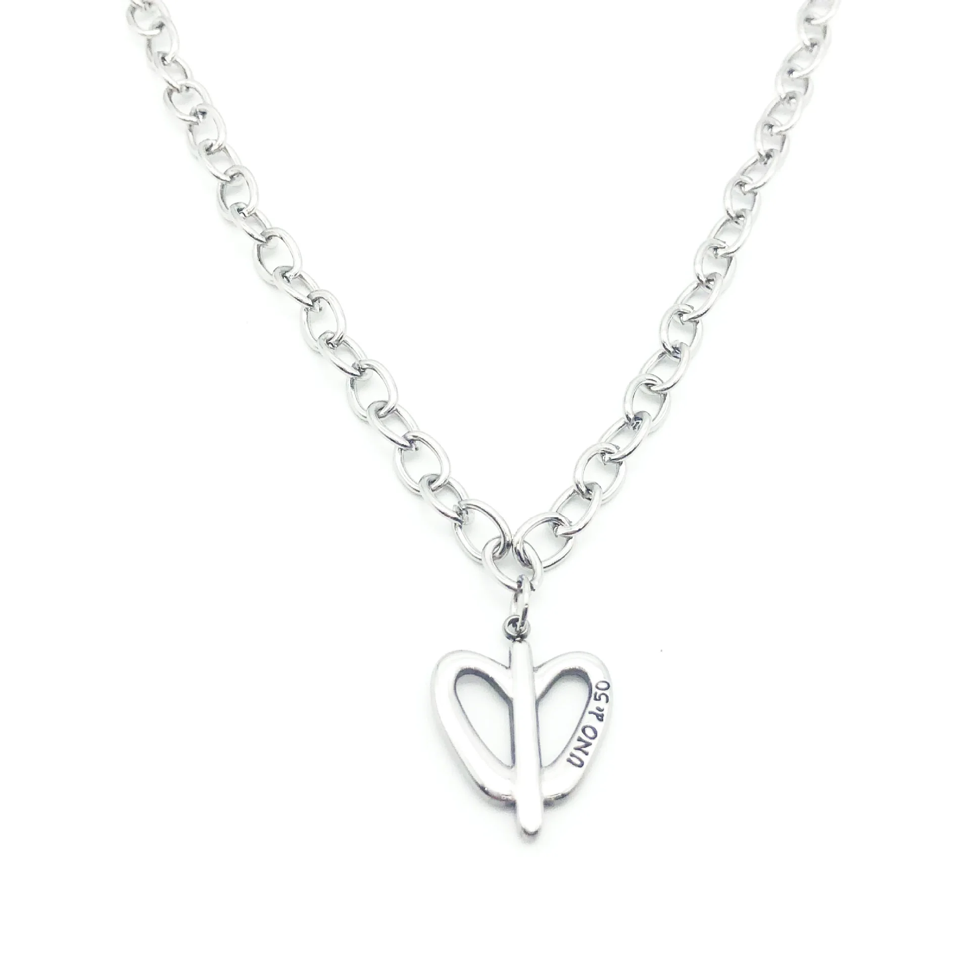 

New Uno Do 50 Stainless Steel Pendant Necklace Simple Butterfly Lettering Women's Necklace Wholesale