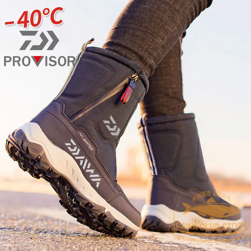 

2021 New DAWA Fishing Shoes Winter Thick Snow Boots Plus Velvet Warm Shoes Outdoor Non-slip Fishing Boots Waterproof Short Boots
