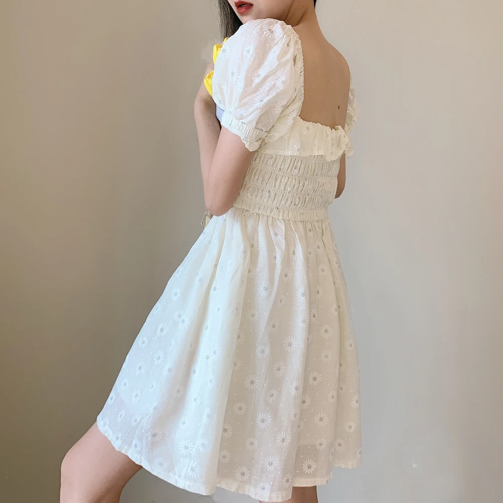 

2021 Summer White Flower Beach Dress Woman Puff Sleeve Slash Collar Ruffled Daisy Embroidered Pleated Elegant Vintage Dress Robe