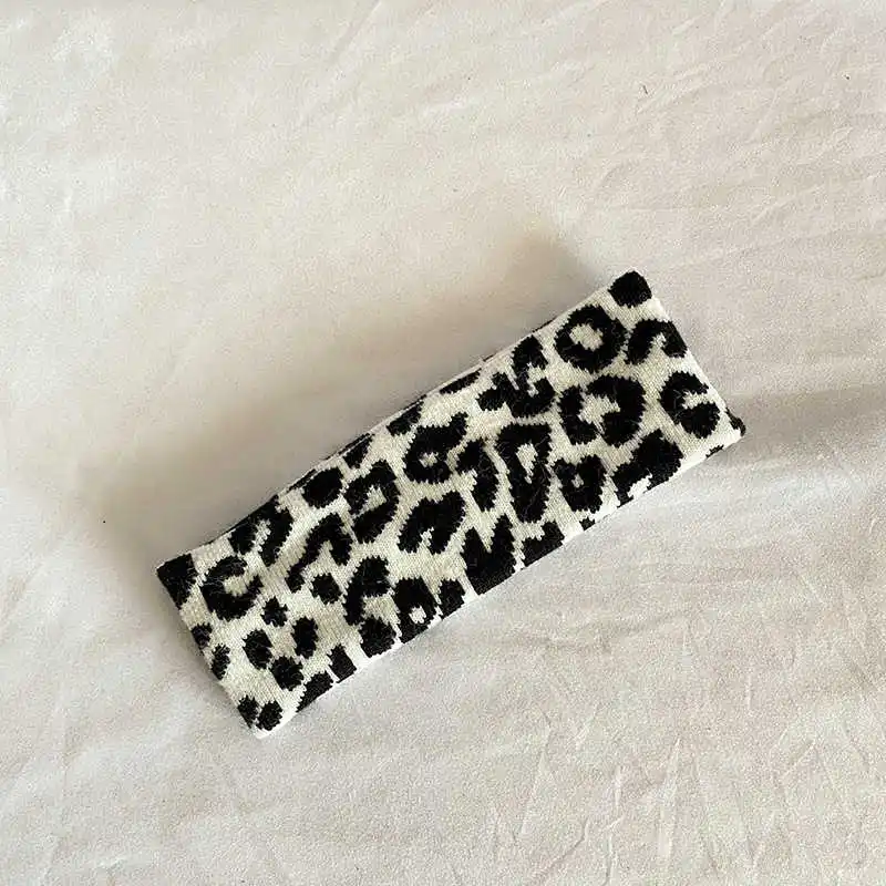 

Fashionable personality retro zebra pattern hairband stretch knitted wool headband sports yoga fitness compression headband