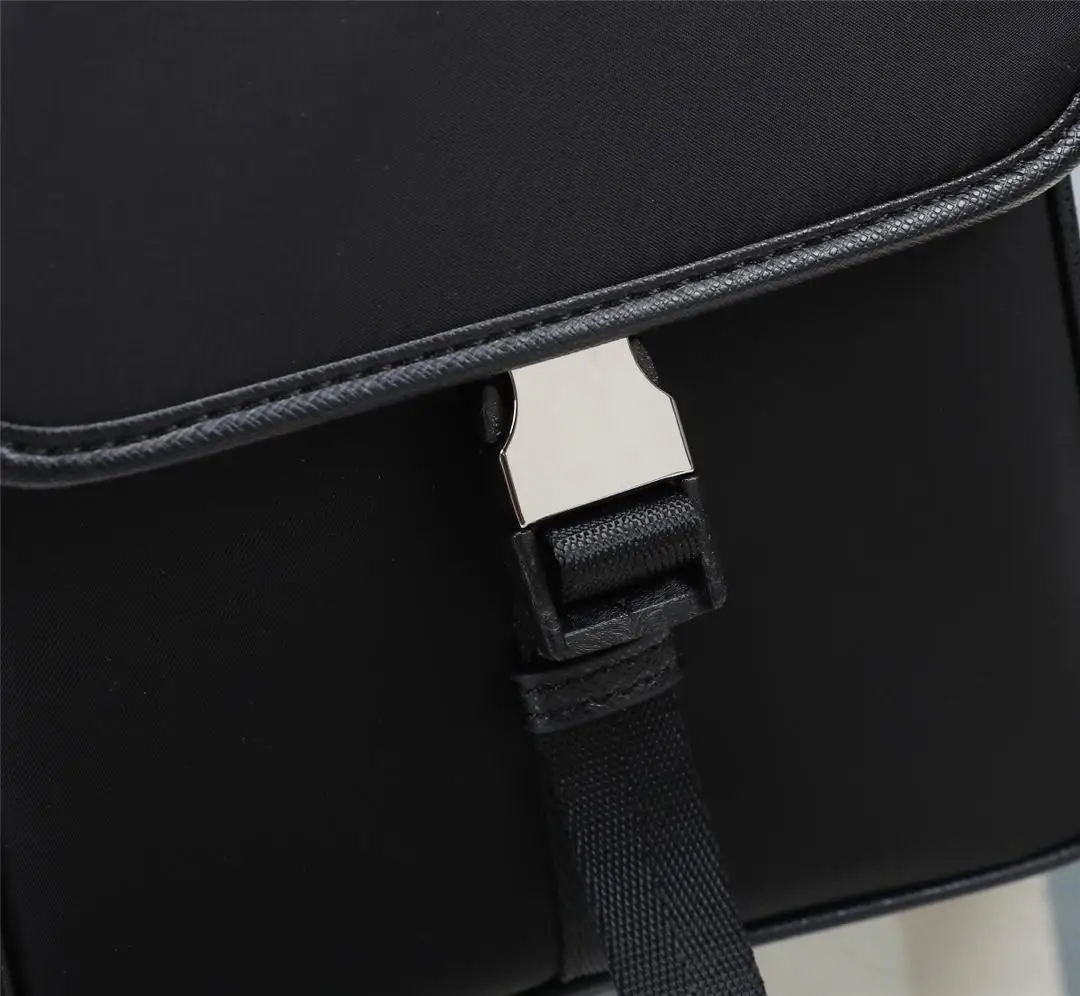 

Men's black nylon designer waterproof briefcase high quality laptop bag large capacity casual simple office handbag