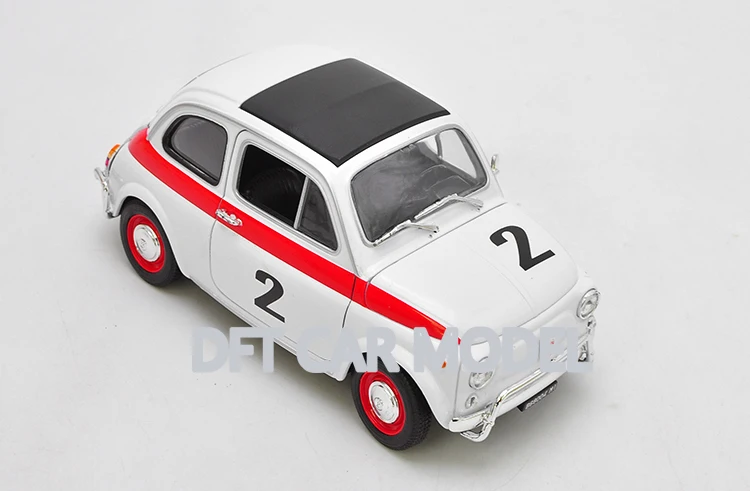 1:18 сплав игрушка с инерционным механизмом транспортных средств Нуова 500 1957 автомобиль модель детских игрушечных автомобилей авторизованный игрушки для детей