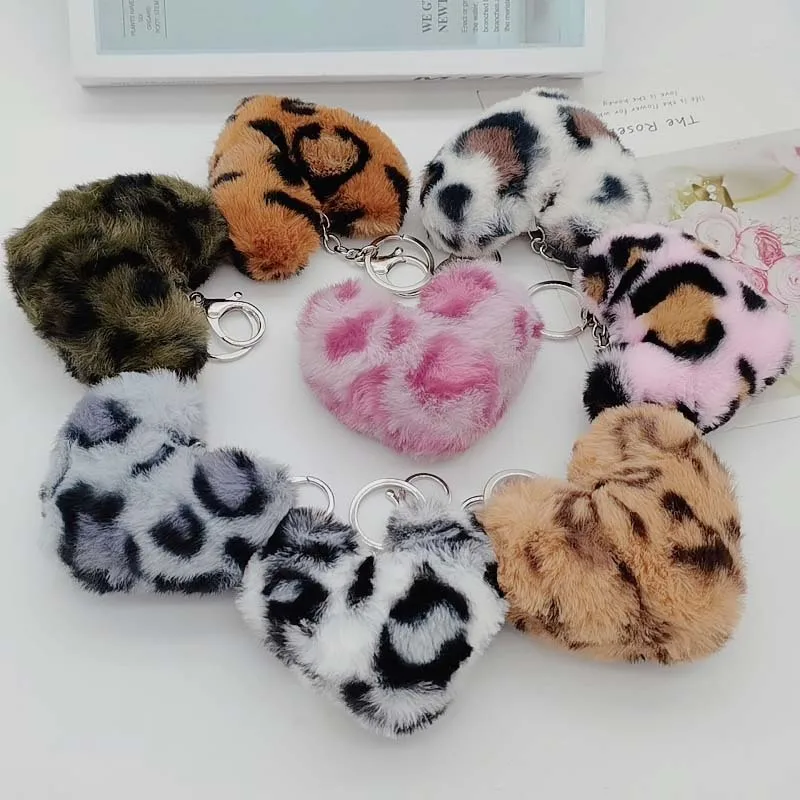 

Cute Keychain Fake Rabbit Fur Heart Pompom Key Chain Women Girl Bag Cars Simple Fluffy Keyring Jewelry Gifts