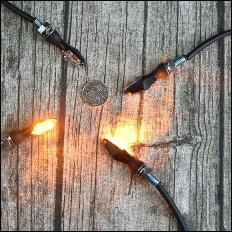 

high quality 12V moto flashing motorbike turn signals for suzuki yamaha harley prince cruise LED motorcycle turn signal light