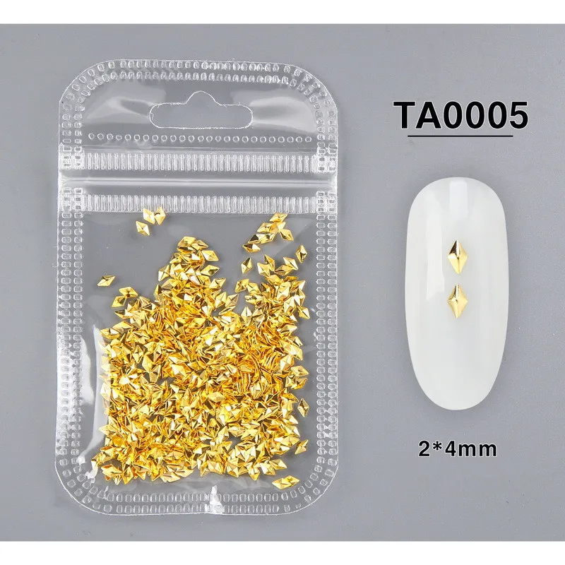 

1Pack Nail Art Geometric Shaped Moon Star Feather Sequins Decoration 3D Metal Studs Rivets Manicure Accessories