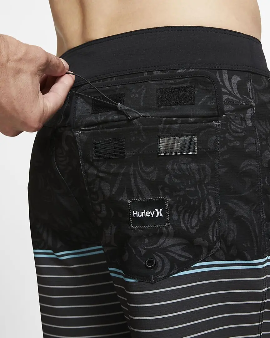 Phantom Beachside Dead Flowers 18&quot Board Shorts | Surfing &amp Beach