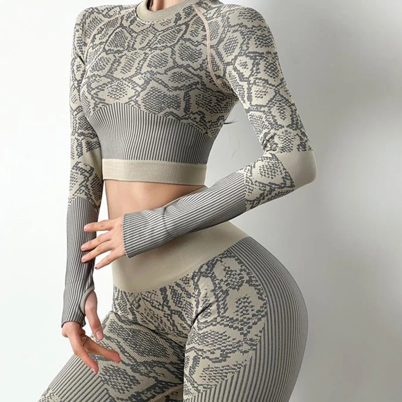 

Seamless Yoga Suit Women Crop Top Workout Leggings Leopard Print Training Suit Fitness Gym Clothes Tracksuit Sportswear