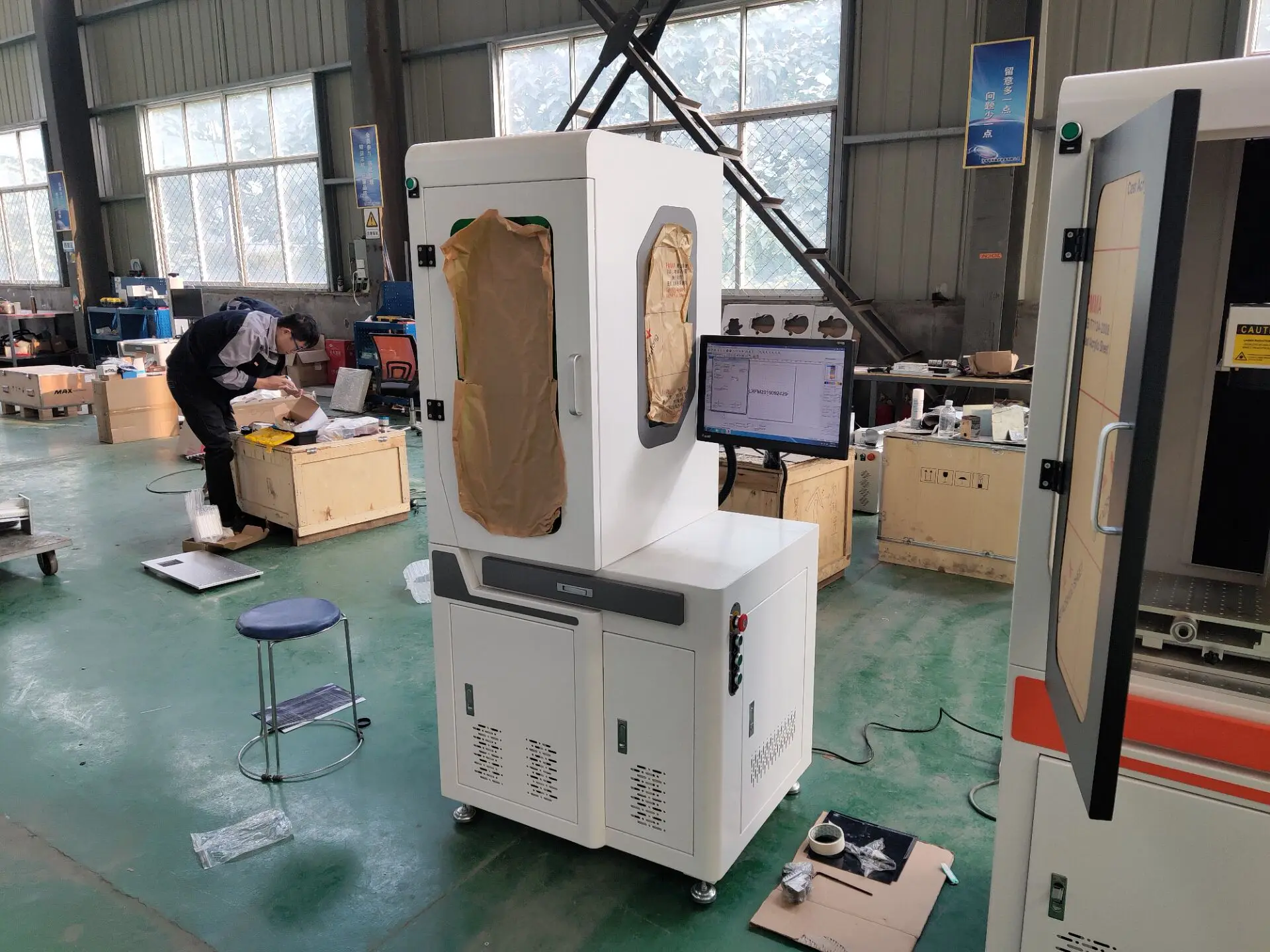 Лазерный маркер Сделано в Китае 20 Вт 30 мини cnc лазерная маркировочная машина цена