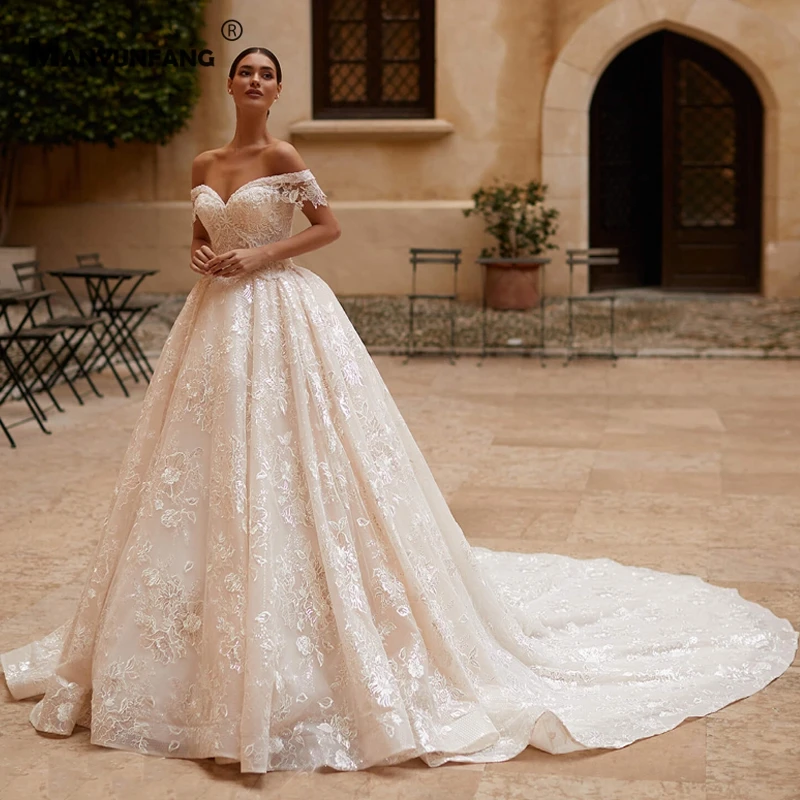 

Luxury Sweetheart Neck Embroidery Appliques Tulle Cathedral Train Wedding Dress High-End Off the Shoulder Bridal Ball Gown