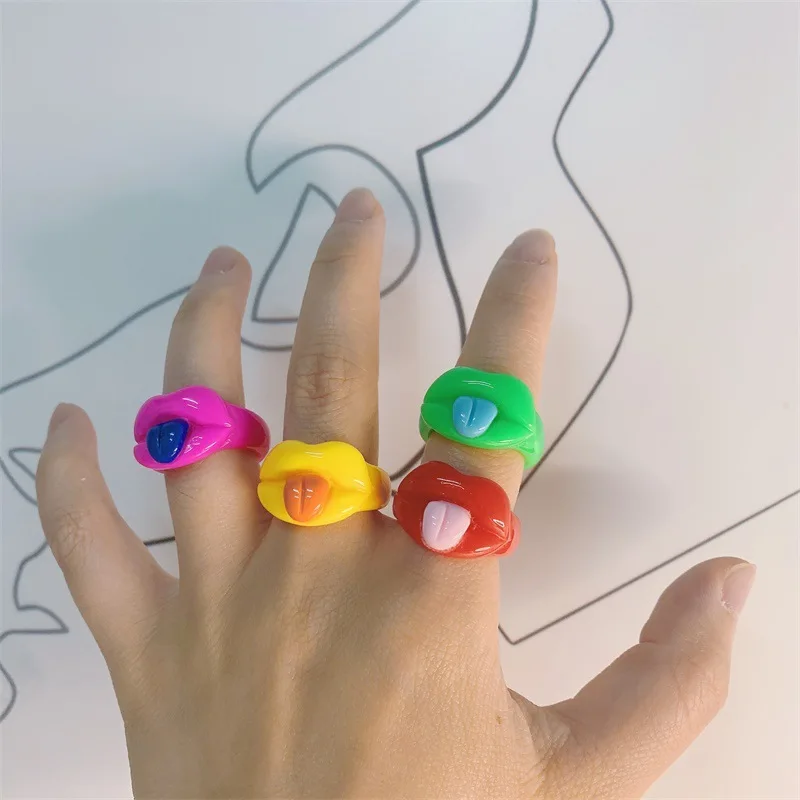 

New Fashion Funny Colorful Sexy Lips Tongue Resin Acrylic Finger Rings Cartoon Geometric Ring For Women Girls Party Jewelry Gift