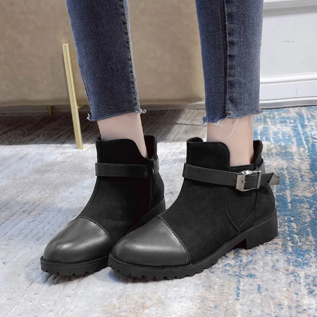 Ботинки женские на квадратном каблуке однотонные короткие мотоботинки с пряжкой