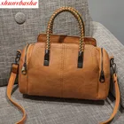 Женские сумки из 100% натуральной кожи, новые европейские ретро сумки-тоуты для женщин, женская сумочка-Бостон с заклепками, женские кожаные сумки-мессенджеры