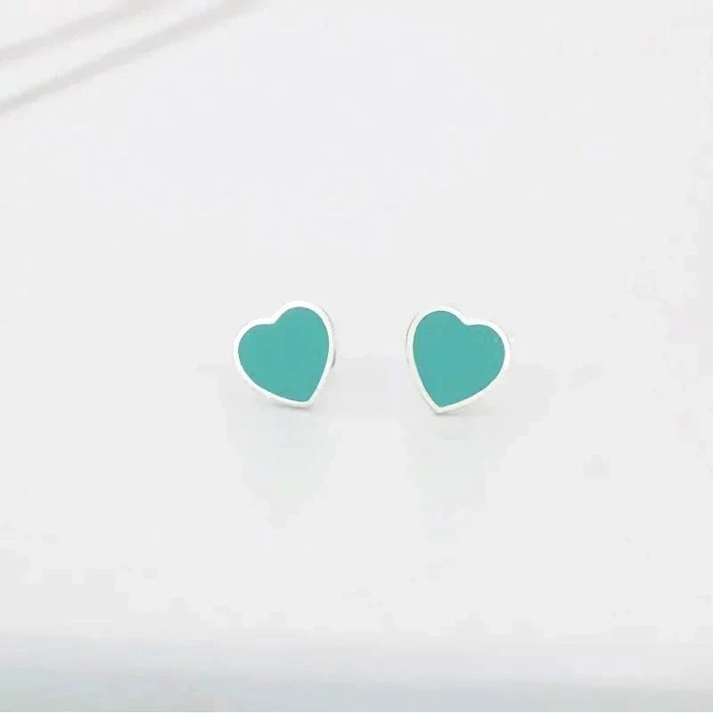 

Женские серьги в форме сердца с синей эмалью, серебро