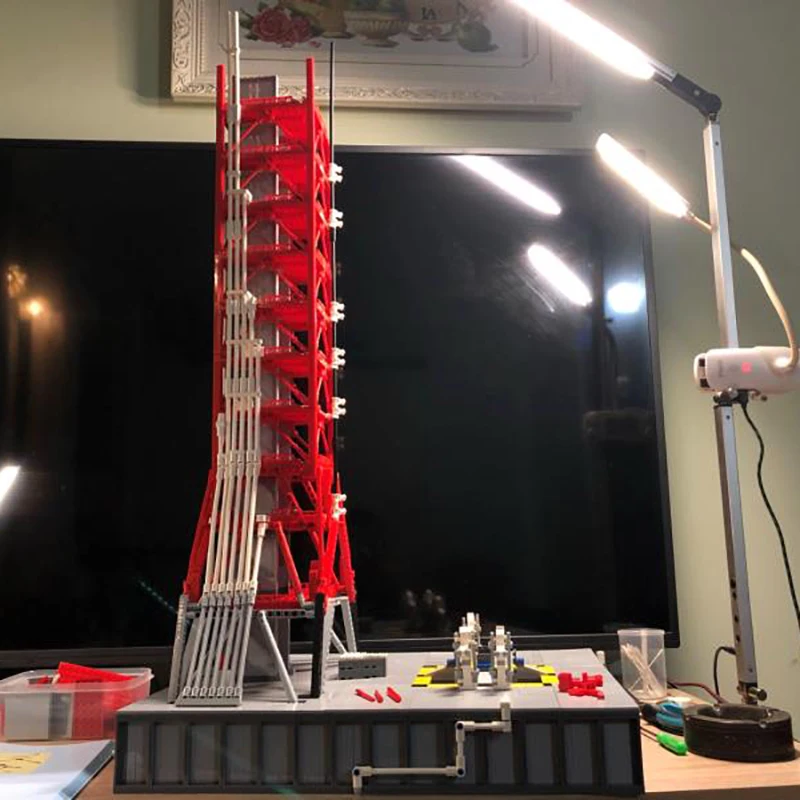 Конструктор игрушечный Apollo Saturn V Rocket 37003 пусковая Волшебная башня креативные