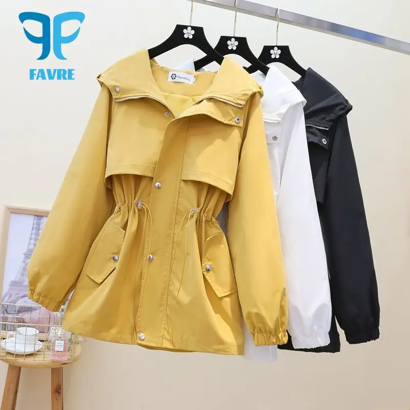 Женская ветровка средней длины на молнии с капюшоном | одежда