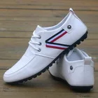 Дышащая однотонная мужская обувь для вождения, весна и осень, новый стиль, дышащая мужская обувь в горошек, Британские кроссовки, 2020