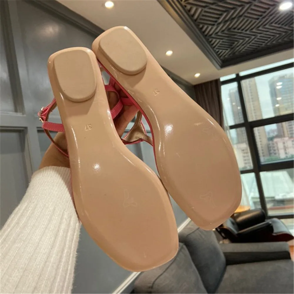 

New Summer Fashion Women's Sandals Soft Cool Flip-flops Sweet Ladies Solid Jelly Shoes Beach/Party Holiday Women's Sandals