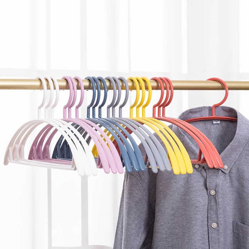 

5Pcs Clothes Hanger Racks Portable Plastic Towel Display Hangers Windproof Coats Hanger Clothing Organizer