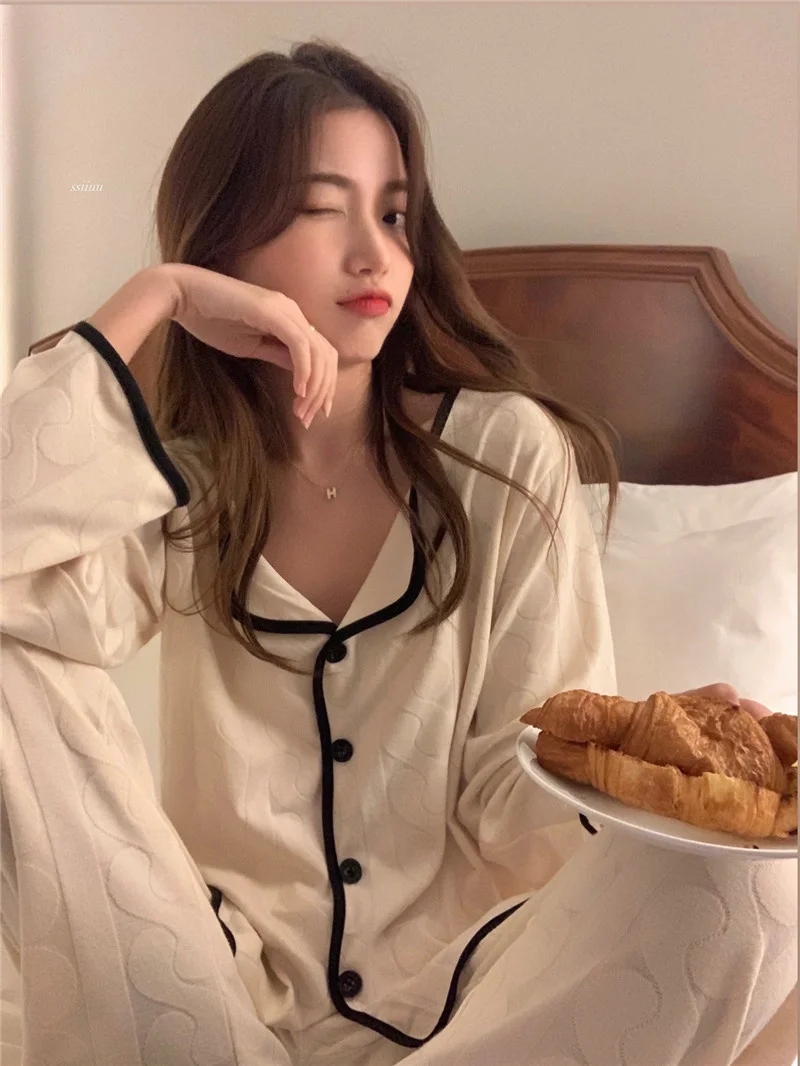 Пижама с лацканами и волнистыми краями Женская Удобная Повседневная Домашняя