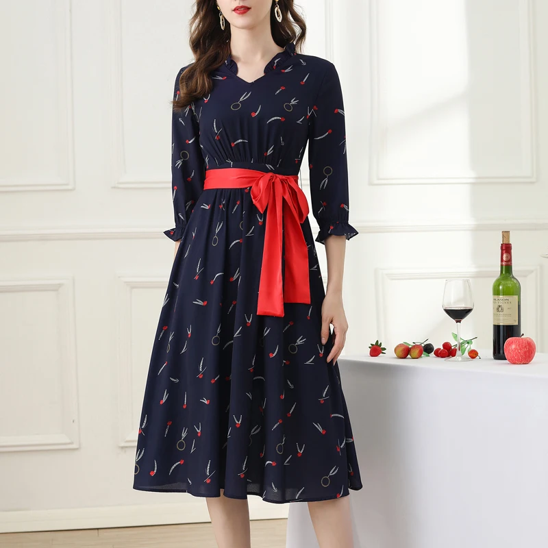 

Autumn Style Sexy V-Neck Bohemian Vintage Print Ruffled Sleeves Belt Slim Fit Temperament Dress High Quality Women'S Clothing