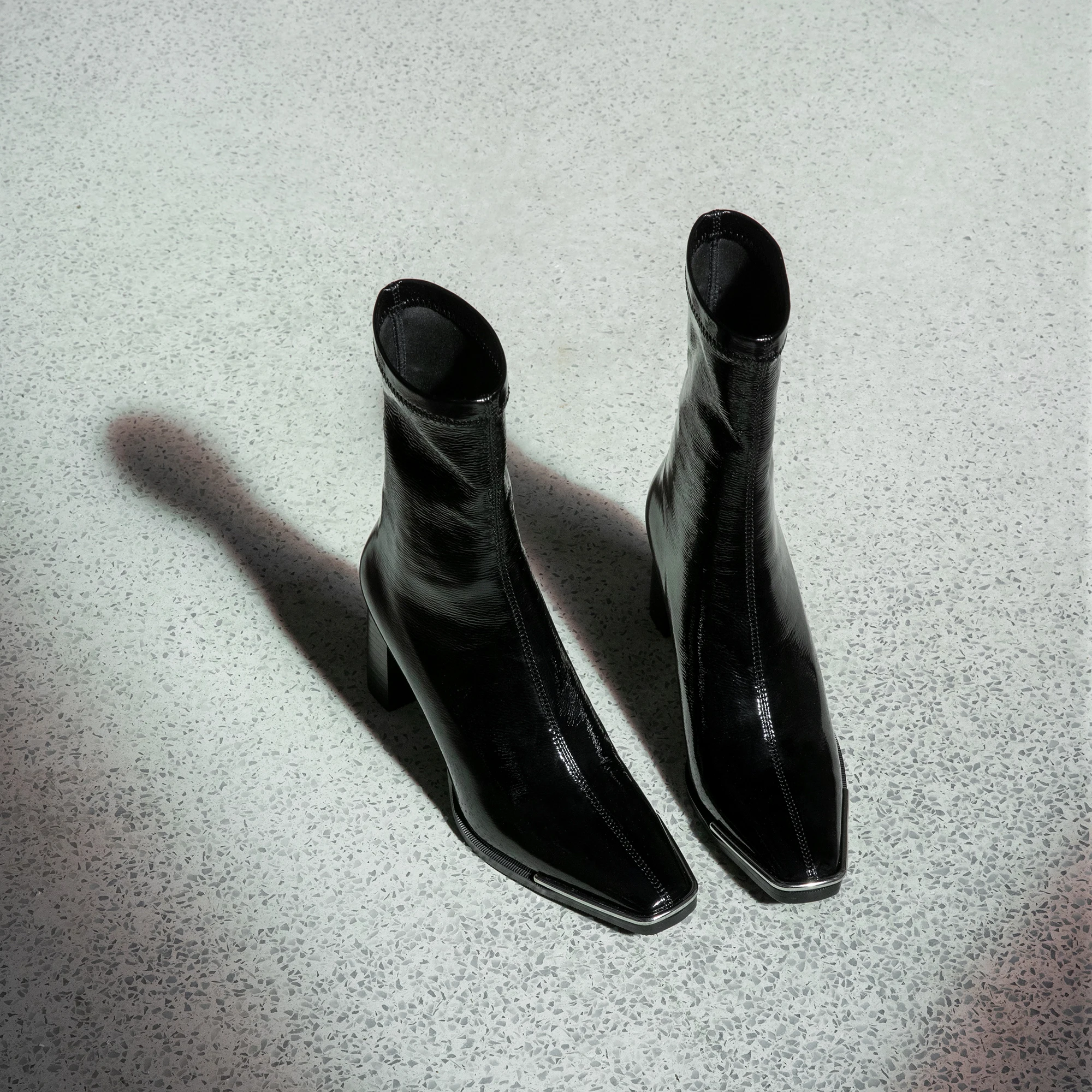 

Osunlina Handmade Boots Square Toe Heels Knee High Long Stretch Boots Metal Decoration Black Leather Slip On Shoes Woman A053