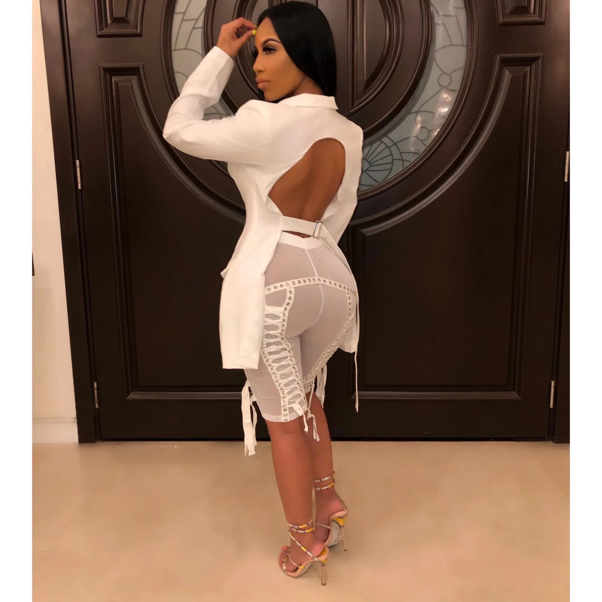 Тренд 2020 длинный рукав открытая спина Блейзер однотонный женский белый черный с