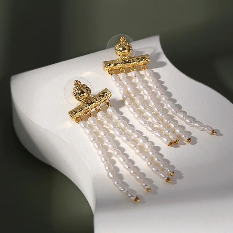 

European and American retro temperament pearl tassel earrings
