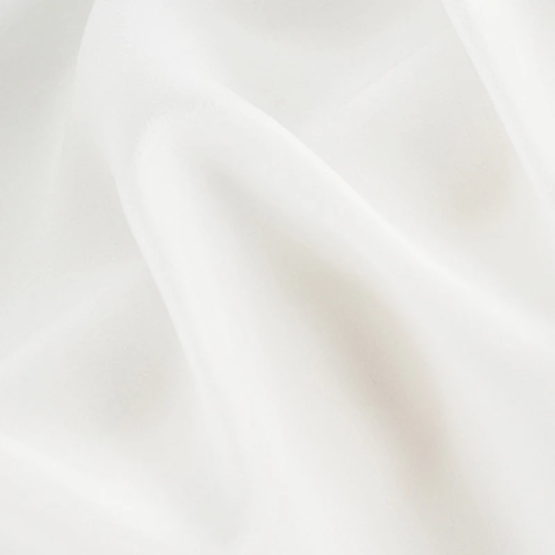

133CM 17MM Solid Color White Silk Crepe De Chine Fabric for Summer Dress Skirt Shirt Scarf Pants J214