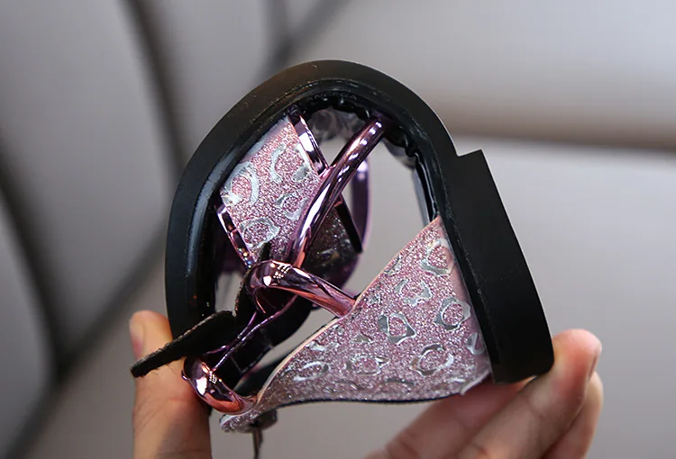 

Girls Sandals 2020 New Fashion Girl Flash Drilling Pretty Butterfly Flats Children Shoes Kids Student Princess Roman Sandals